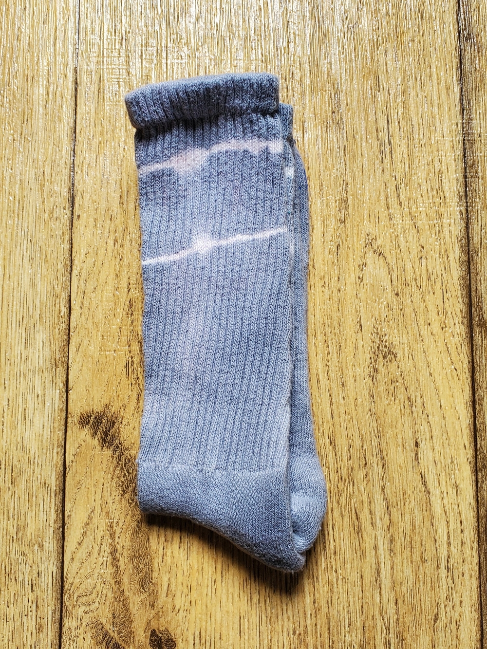 Gildan Men's Crew Socks in Light Blue/Gray with White Stripe